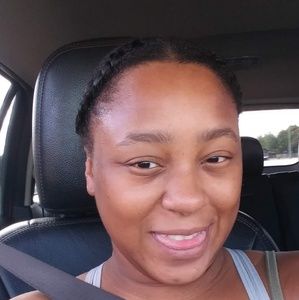 Meet your Posher, Nacole